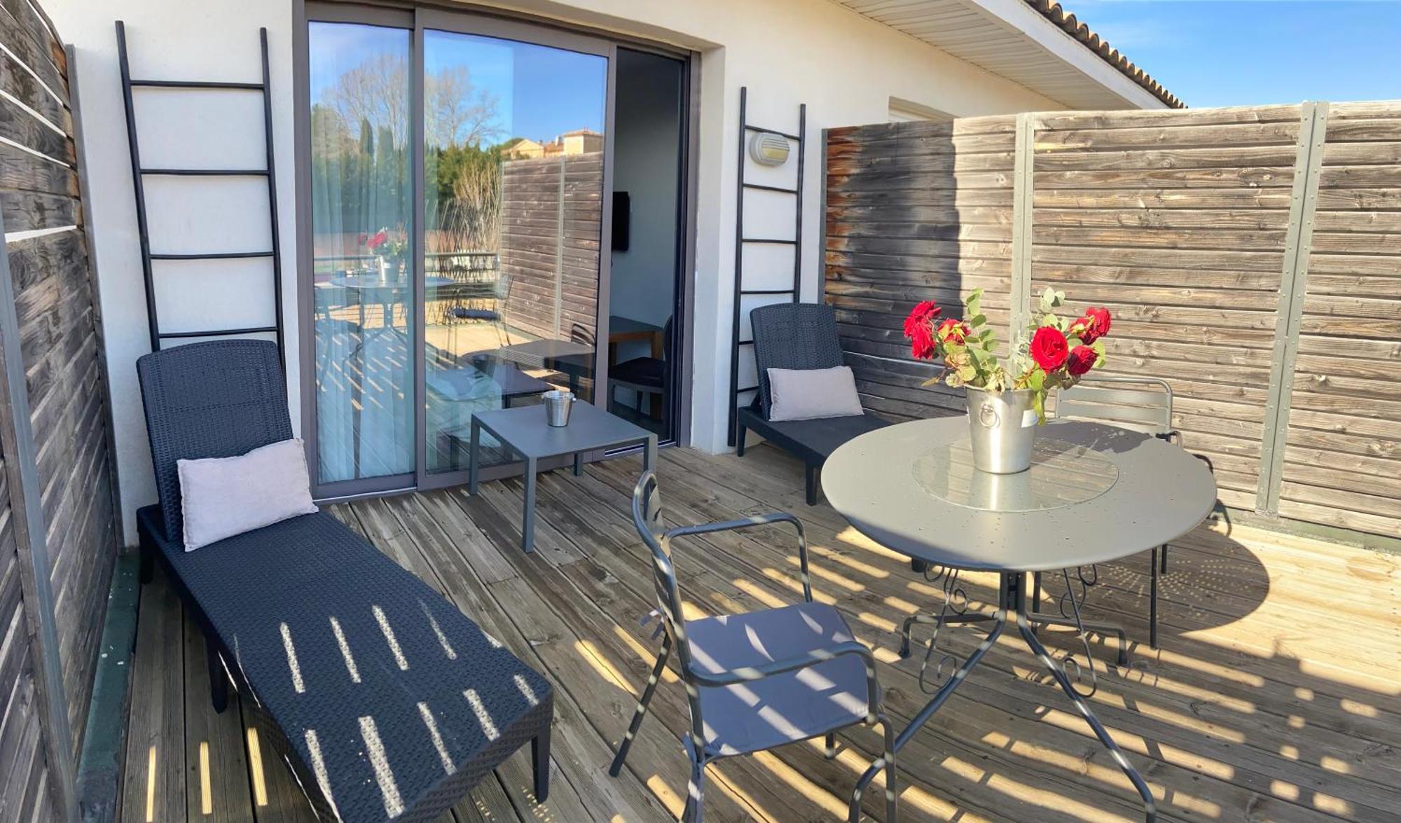 Les Terrasses D'Aix - Studio Avec Grande Terrasse Privee Aparthotel Éguilles Buitenkant foto