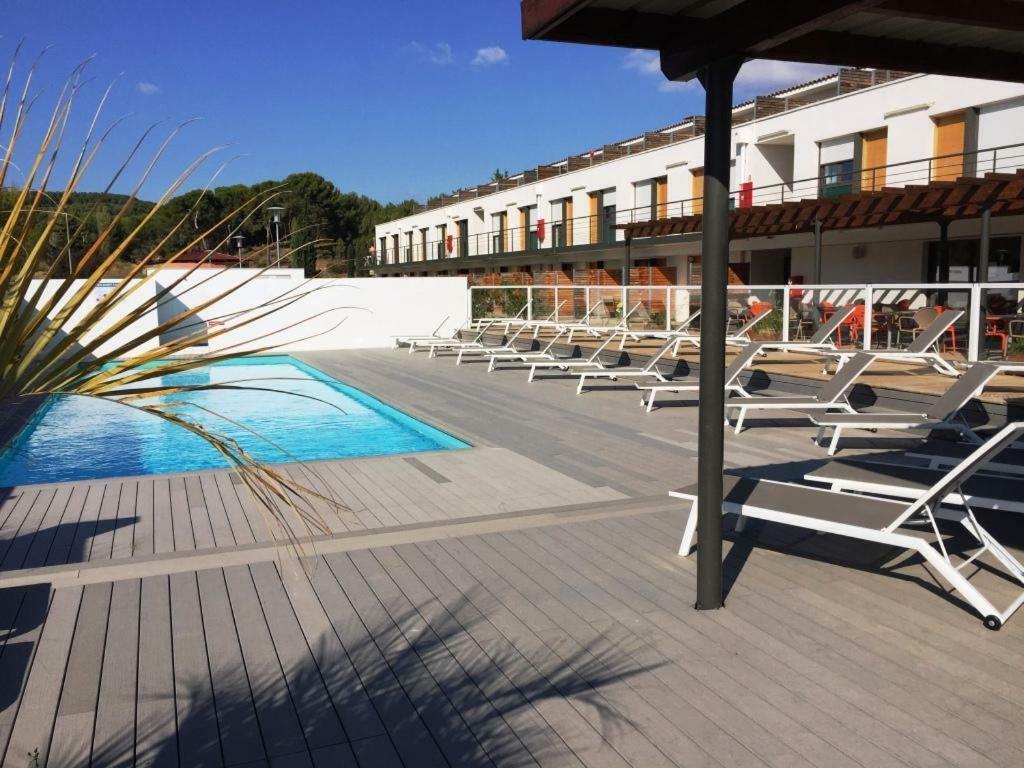 Les Terrasses D'Aix - Studio Avec Grande Terrasse Privee Aparthotel Éguilles Buitenkant foto